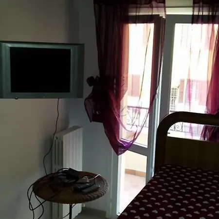 Il Delfino A Hotel Bolonia